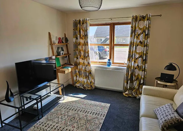 Modern Dornoch Apartment